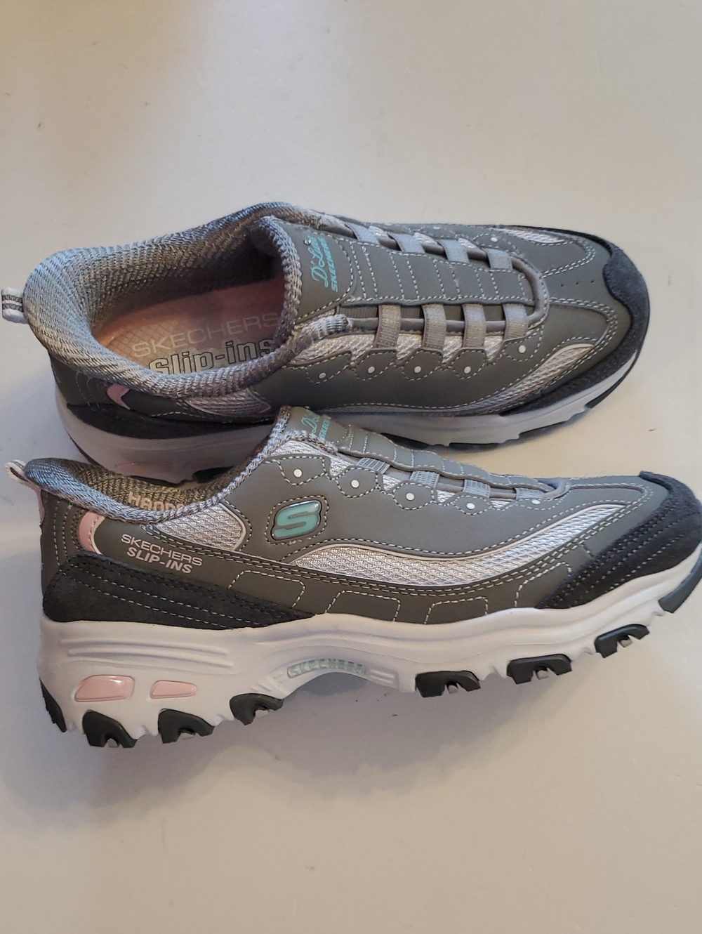 Skechers DE LITES Gray and Pink Slip-On Athletic Sneakers